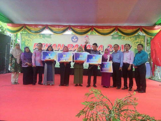 Guru SD Rohul Wakili Riau di Lomba Mengajar Regional di Lampung